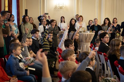 Racist threats and insults to Romani children in Prague