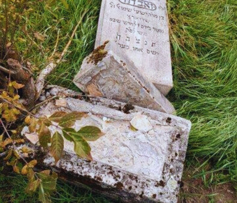 Vandalism of Jewish graves in Rimavská Seč